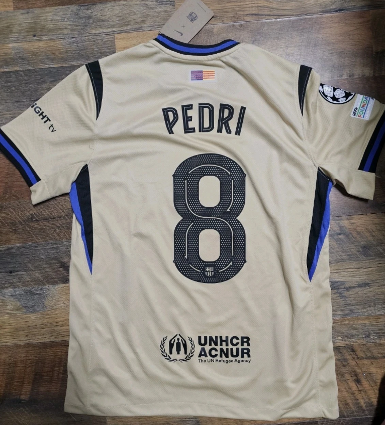 Beige Soccer Jersey 25/26 - Yamal - Pedri - Fan Edition - Standard Fit