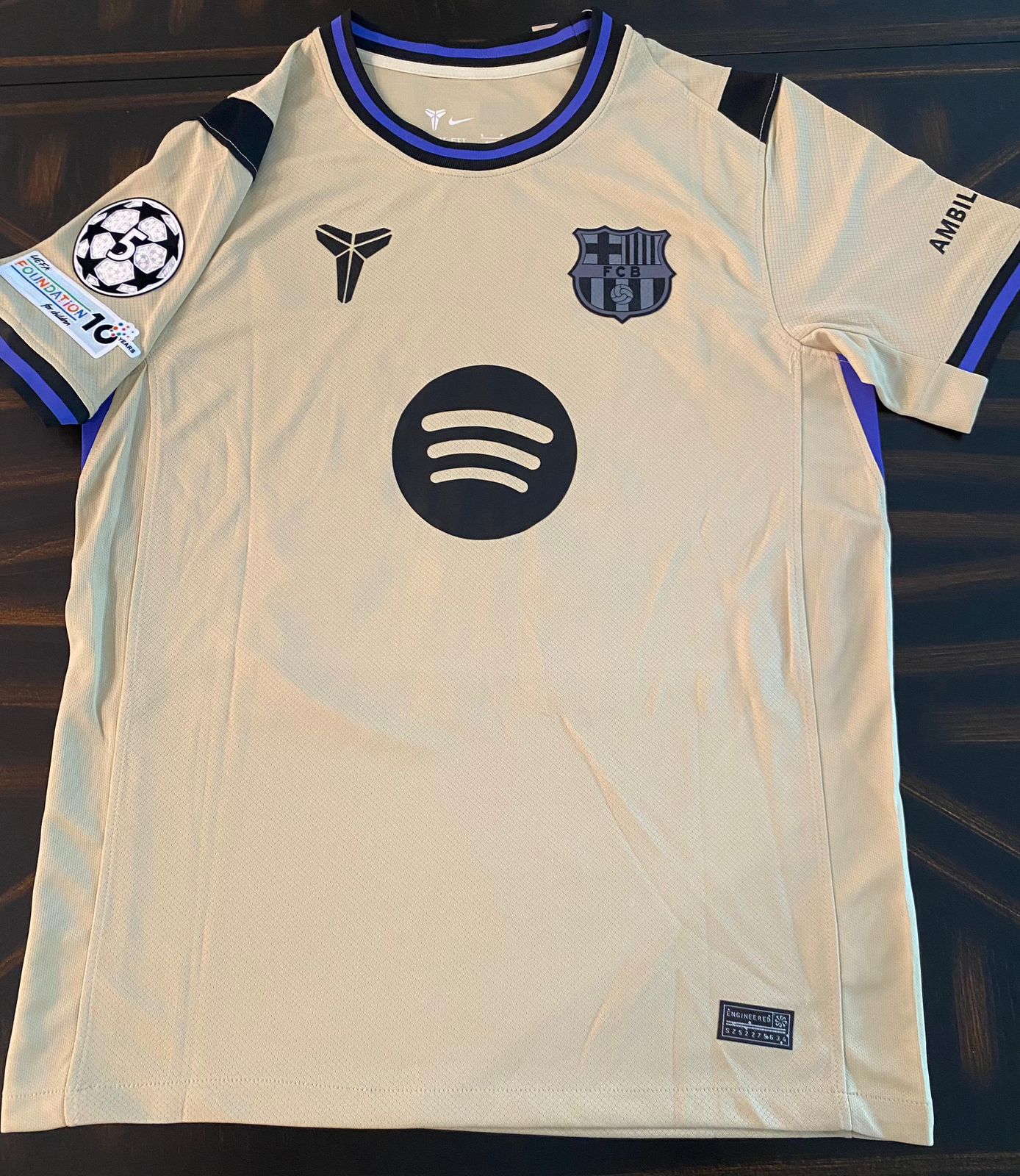 Beige Soccer Jersey 25/26 - Yamal - Pedri - Fan Edition - Standard Fit