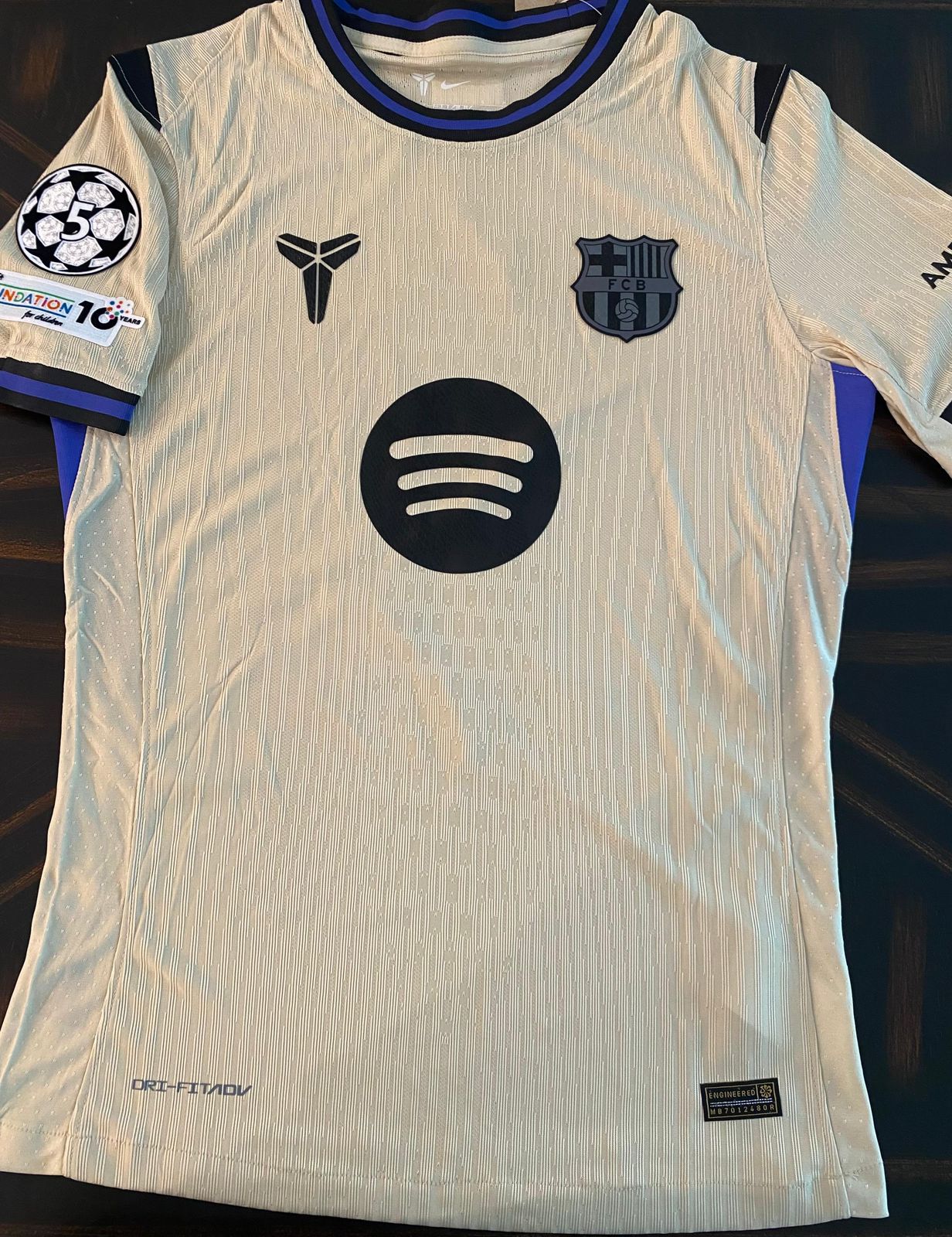 Beige Soccer Jersey 25/26 - Away Edition - Lamine Yamal - Pedri - Raphinha - Player Version